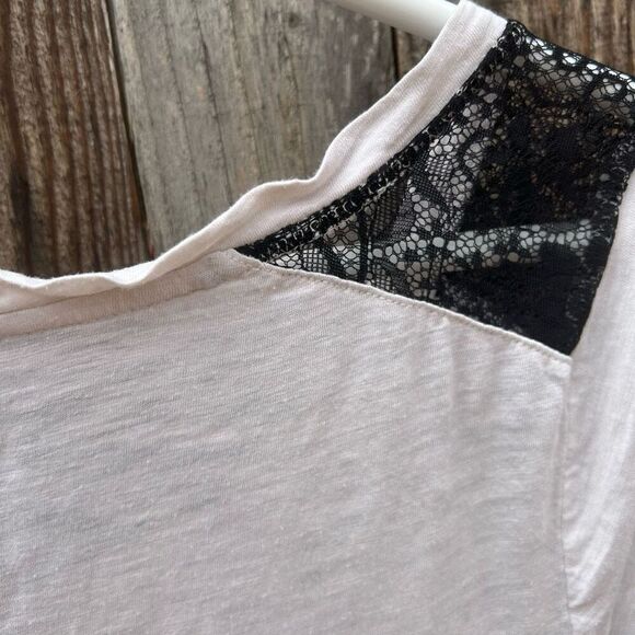 Express t-shirt short sleeve lace size small petite - Picture 9 of 9